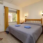 Servinola By Interhome