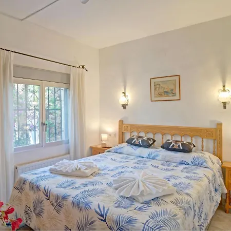Servinola By Interhome *